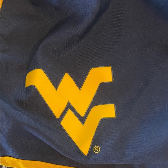 Nike Navy and Yellow Athletic Shorts - Picture 6 of 6